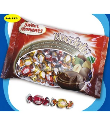 BOMBONES RELLENO CREMA DE AVELLANA (BOLSA 1 KG)
