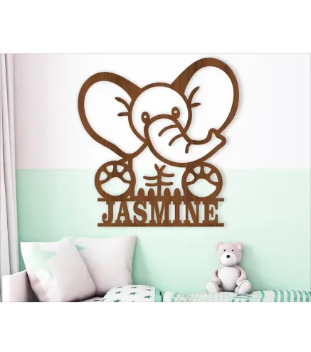 Lindo letrero con nombre de elefante