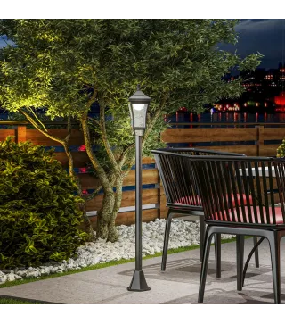 Farol Solar de Jardín con 6h de Autonomía y Anclaje de Suelo Farol de Exterior en ABS y Policarbonato Ø15x127 cm Negro