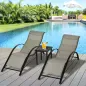Set de 2 Tumbonas Jardín Exterior con Mesa Auxiliar de Vidrio Templado Tumbonas con Reposabrazos para Patio Terraza Gris Set de 2 Tumbonas Jardín Exterior con Mesa Auxiliar de Vidrio Templado Tumbonas con Reposabrazos para Patio Terraza Gris