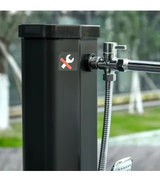 Ducha Solar Exterior