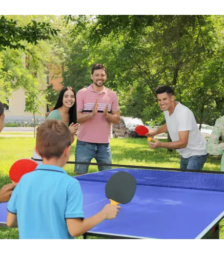 Mesa de Ping Pong Plegable Mesa de Tenis de Mesa Diseño Compacto con Red y Reposapiés Ajustables 274x152,5x76 cm Azul