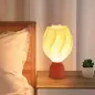 Lámpara de Mesa LED 3D con Diseño de Pétalos Luz Cálida para Mesita de Noche y Escritorio Ø16,5x28 cm Blanco y Teja