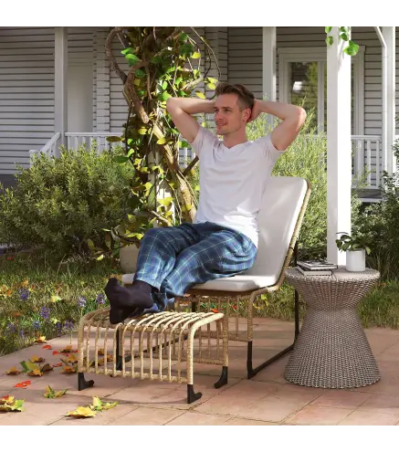 Sillón de Exterior con Reposapiés, Cojín Acolchado y Estructura de Acero con Ratán Sintético Duradero 93x65x80 cm Beige