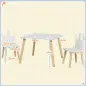 Conjunto Infantil de Mesa y 2 Sillas con Respaldo en Forma de Corona para Lectura y Dibujo 60x60x44 cm Blanco y Madera