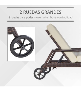 Tumbona de Ratán