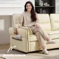 Sofá de 3 Plazas Tapizado en Cuero Sintético Acolchado Grueso Asiento Ancho Reposabrazos Bolsillo Montaje Rápido Beige
