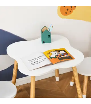 Juego Infantil de Mesa y 2 Sillas