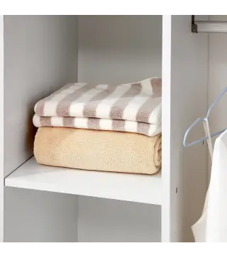 Armario Abierto con Rueda