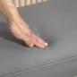 Banco Pie de Cama Tapizado en Lino Sintético con Patas de Madera Reposabrazos y Asiento Acolchado Gris Oscuro