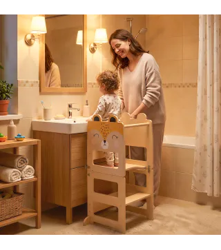 Torre de Aprendizaje 3 en 1 Plegable Convertible en Escritorio y Silla con Pizarra Dibujos de Zorros Natural