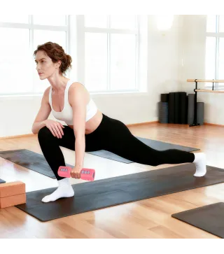 Juego de Mancuernas Ajustables 4 en 1 de 1/1,5/2/2,5 kg con Mangos Antideslizantes y Diseño Cuadrado para Casa Gimnasio