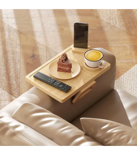 Bandeja de Brazo para Sofá de Bambú Plegable y Flexible con Portavasos Extraíble y Soporte Giratorio para Teléfono