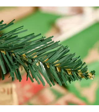 Árbol de Navidad Artificial 180 cm Ignífugo con 724 Ramas con 2 Tipos de Puntas de PVC Base Plegable y Soporte de Acero