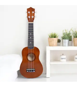 Ukelele Soprano para Principiantes con 4 Cuerdas de Nylon Ajustables Juguete educativo 53x17,5x6,2cm Marrón