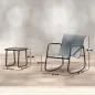 Conjunto de Jardín de 3 Piezas con 2 Sillas Mecedoras Mesa con Encimera de Vidrio y Estructura de Acero para Patio Gris