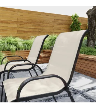 Set de 4 Sillas de Exterior Apilables con Asiento de Malla Respaldo Alto y Marco de Acero para Jardín Beige y Negro