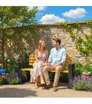 Banco de Jardín Exterior de 2 Plazas con Respaldo y Asiento Listonado de Madera Marco de Acero 136x54x82 cm Natural