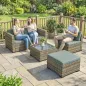 Conjunto de Jardín Exterior de Ratán 5 Piezas con Cojines 2 Sillones de Esquina Sillón sin Brazos Reposapiés y Mesa
