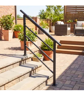 Barandilla de Escalera 131 cm Pasamanos para Escalera con Kit de Instalación Ángulo Ajustable para 1-4 Escalones Negro