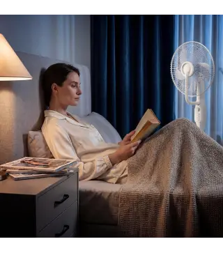 Ventilador Nebulizador 90W Oscilación de 70° 3 Velocidades 5 Aspas Depósito de Agua de 3,5L 5 Ruedas Blanco