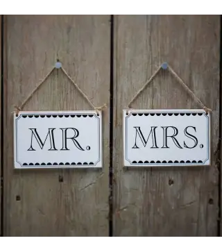LETRERO MR & MRS