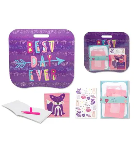 SET ESCOLAR INFANTIL PRESENTADO EN DISPLAY