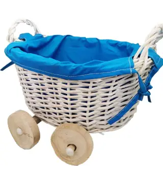 CESTA DE MIMBRE EN FORMA DE CARRITO AZUL