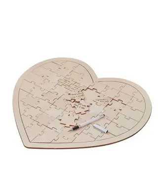 PUZZLE DE FIRMAS MADERA CORAZÓN 47 CM