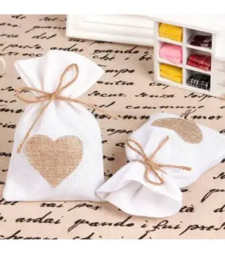 BOLSA TELA YUTE CORAZON Y LAZO