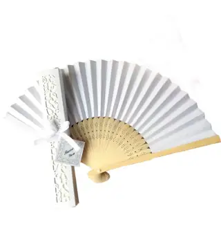 ABANICO BAMBÚ Y TELA DE COLORES EN CAJA DE REGALO