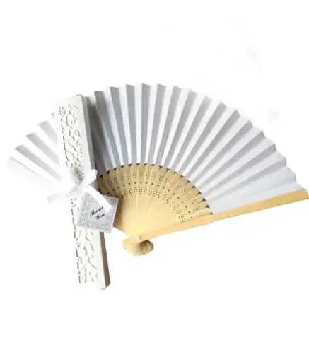 ABANICO BAMBÚ Y TELA DE COLORES EN CAJA DE REGALO