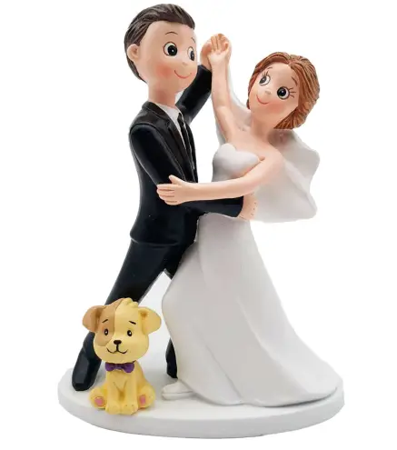 FIGURA PASTEL BAILANDO CON PERRO