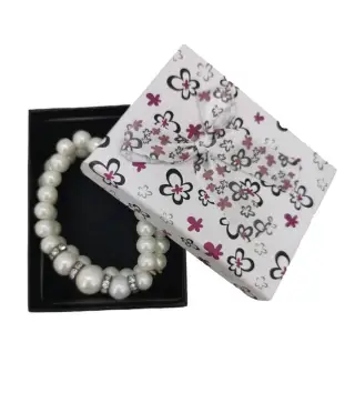 PULSERA PERLAS "WOMAN" EN CAJA DE REGALO