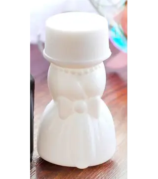 POMPERO DE JABÓN "NOVIOS" - MODELO NOVIA