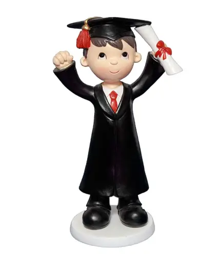 FIGURA NIÑO GRADUADO