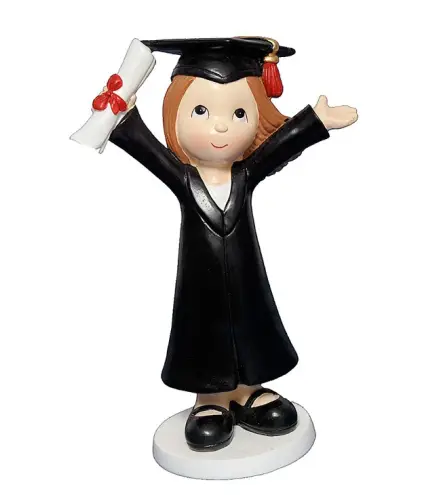 FIGURA NIÑA GRADUADA