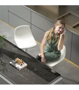 Conjunto 2 Taburetes Altos Ajustables 360° con Respaldo y Reposapiés para Cocina Bar o Comedor 40,5x44x84-104 cm Blanco