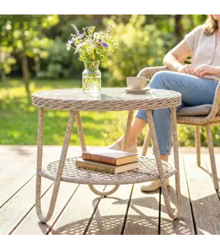 Mesa de Jardín Exterior de Ratán Mesita Auxiliar de Jardín con Estante Tablero de Vidrio Templado 65x65x50 cm Amarillo