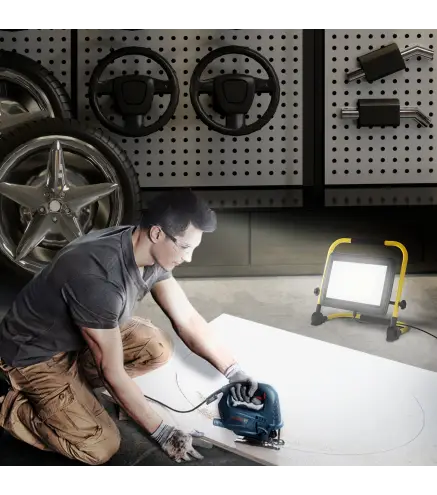 Foco LED con 8500 Lúmenes IP65 6500K Resistente a la Intemperie Ajustable y Portátil 35x20x32 cm Amarillo