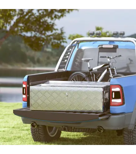 Caja de Herramientas de Aluminio con Asas Retráctiles Cierre con Llave y Gran Capacidad de Almacenaje 76x33x25 cm Plata