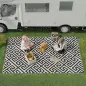 Alfombra de Exterior Reversible 182x274 cm con Patrón Geométrico Acabado Impermeable Blanco y Negro
