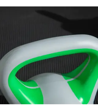 Pesa Rusa 16 kg Kettlebell Revestimiento de PU y Relleno de Arena para Entrenamiento de Fuerza 27x17x31 cm Verde y Gris