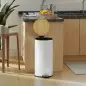 Cubo de Basura Cocina 30L con Pedal Tapa de Bambú de Cierre Suave y Cubo Extraíble para Dormitorio Oficina Salón Blanco