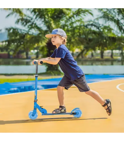 Patinete Infantil Plegable con Luces Música Altura Ajustable Ruedas Brillantes Pedal LED Carga 50kg 67x32x65-78 cm Azul