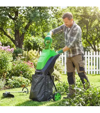 Trituradora de Ramas Eléctrica 2500W con 2 Cuchillas Reversibles hasta Ø44 mm de Ramas Bolsa 45L Ruedas Verde