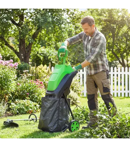 Trituradora de Ramas Eléctrica 2500W con 2 Cuchillas Reversibles hasta Ø44 mm de Ramas Bolsa 45L Ruedas Verde