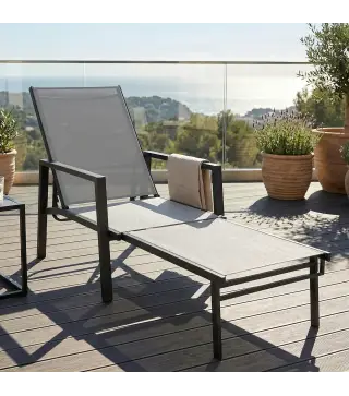 Tumbona Plegable con Reposapiés Retráctil Respaldo Ajustable 5 Niveles Tela de Textilene Marco Acero Gris Oscuro