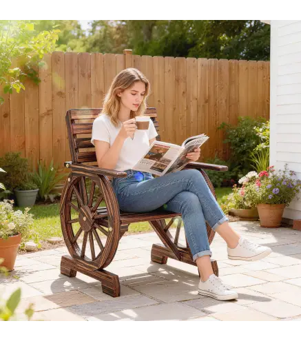 Silla de Jardín de Madera con Brazos de Rueda de Carreta Asiento Ancho con Listones y Respaldo Inclinado Carbonizado