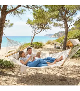 Hamaca Acolchada de Jardín Portátil con Almohada Desmontable Bolsillo para Revistas Marco de Madera 325x140 cm Crema